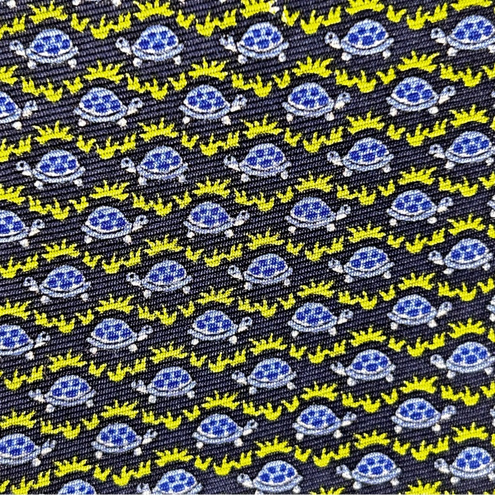 Jos A Bank Executive Collection Blue Green Turtle  100% Silk Tie NWOT
